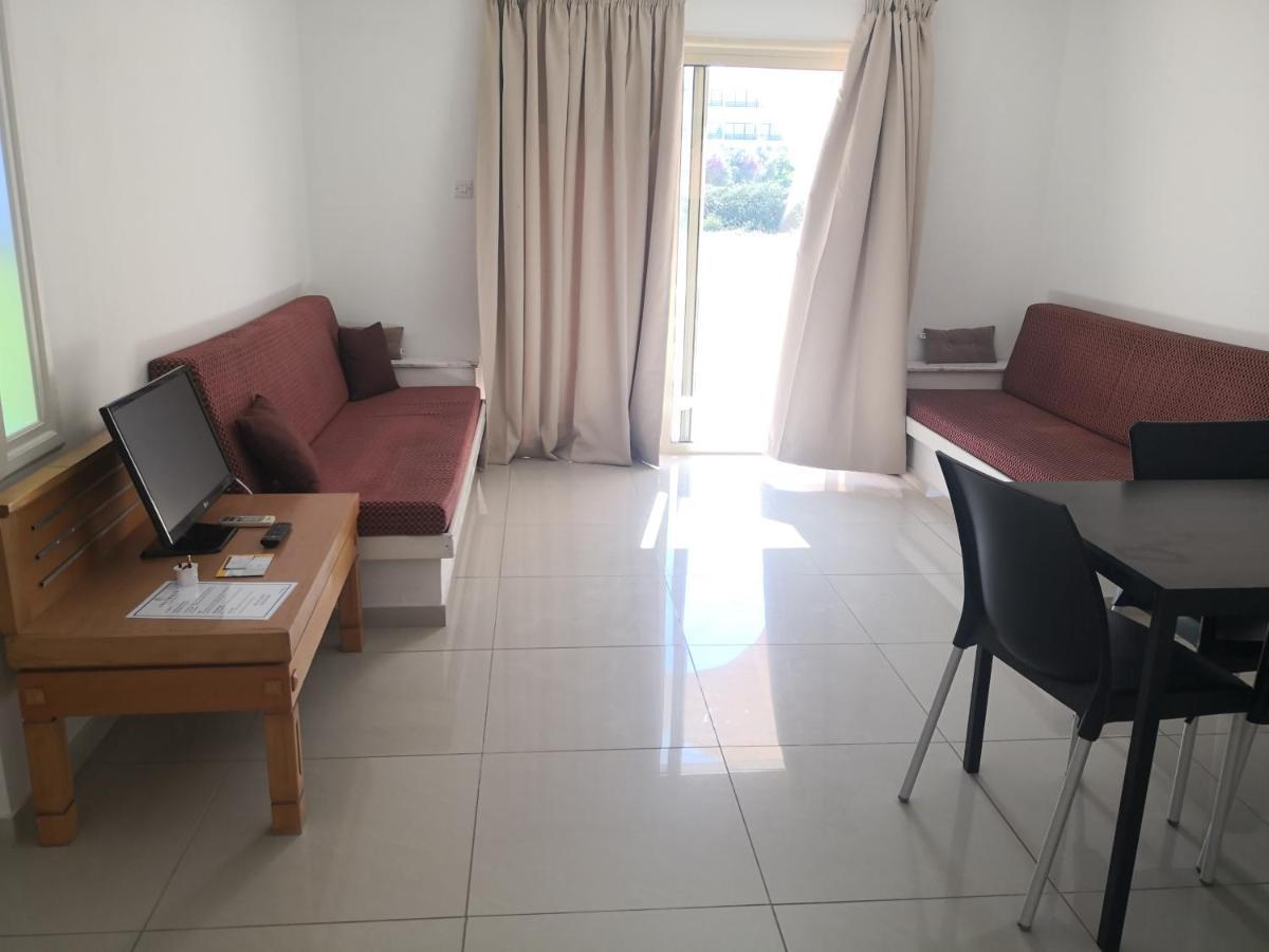 Seashell Apartments Pafos Dış mekan fotoğraf