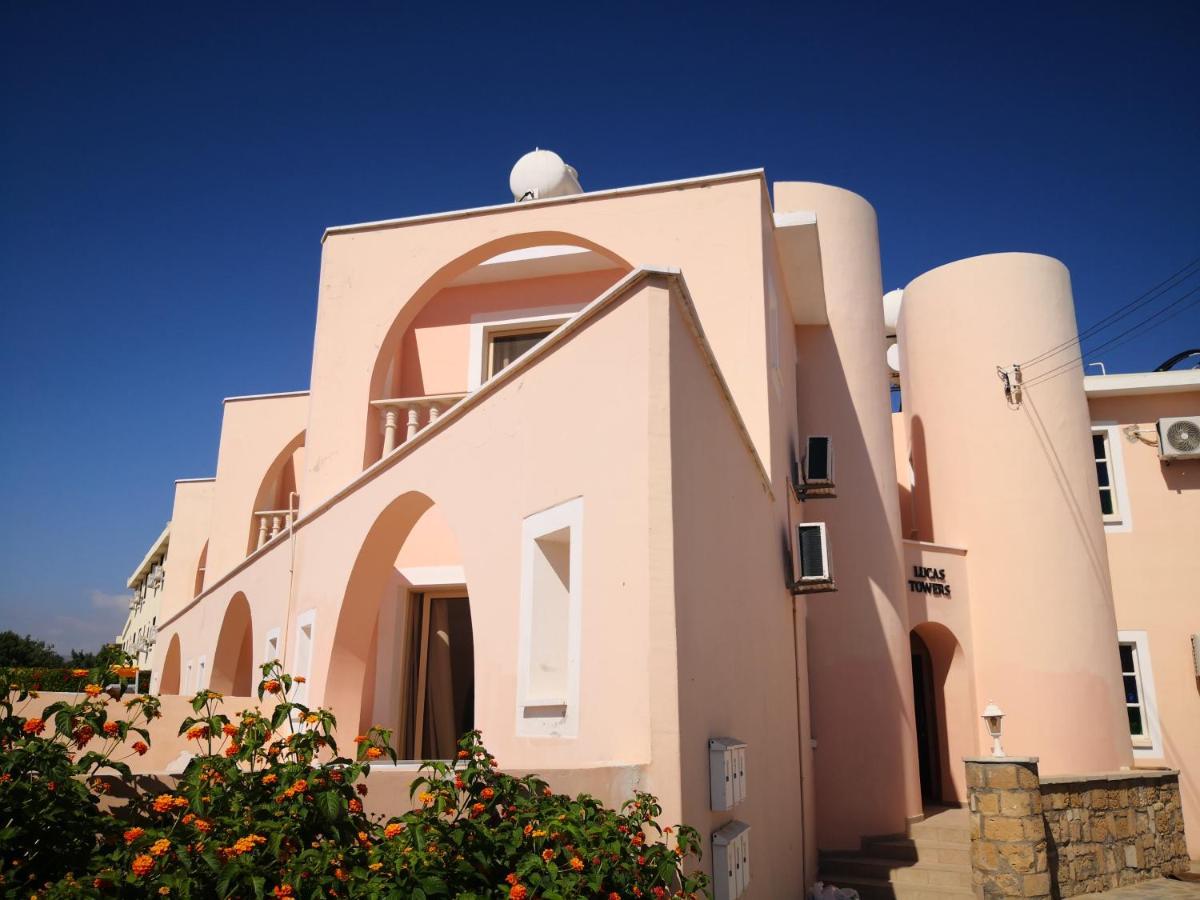Seashell Apartments Pafos Dış mekan fotoğraf