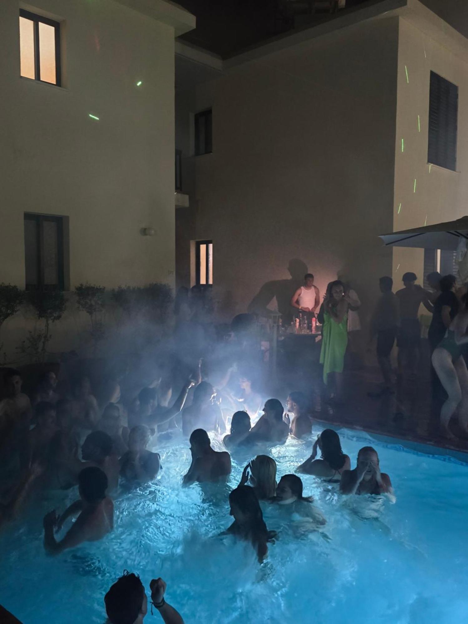 Seashell Apartments Pafos Dış mekan fotoğraf