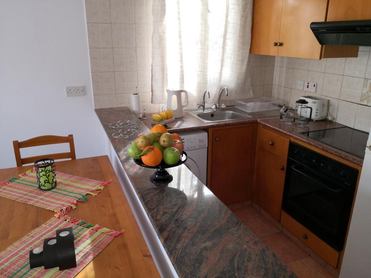 Seashell Apartments Pafos Dış mekan fotoğraf