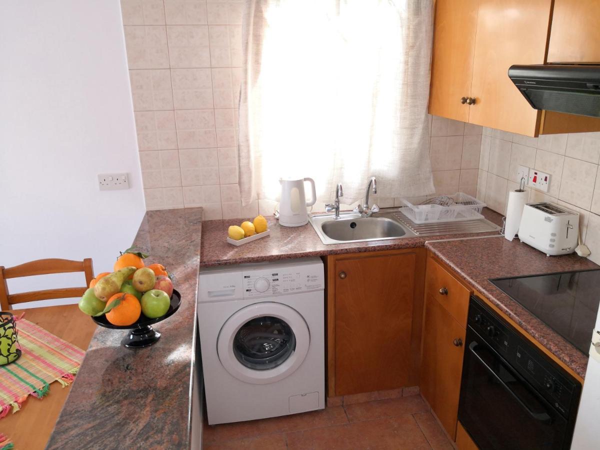 Seashell Apartments Pafos Dış mekan fotoğraf