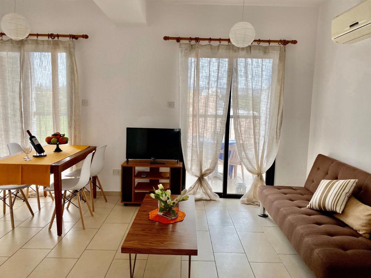 Seashell Apartments Pafos Dış mekan fotoğraf